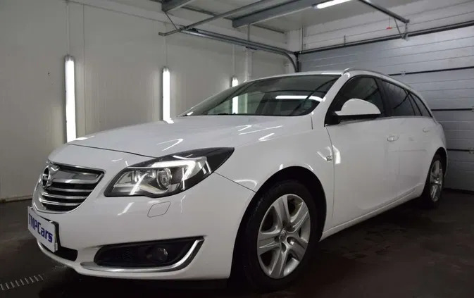 samochody osobowe Opel Insignia cena 35000 przebieg: 264000, rok produkcji 2014 z Tuchola